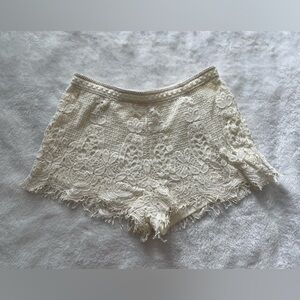 Lace Cream Shorts love fire brand size XS
